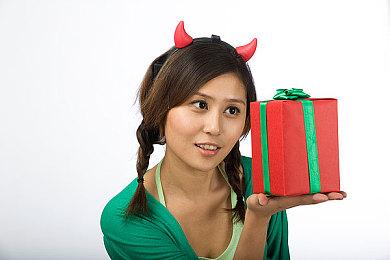 《暗黑地牢2》发售宣传片 正式版新增内容公开